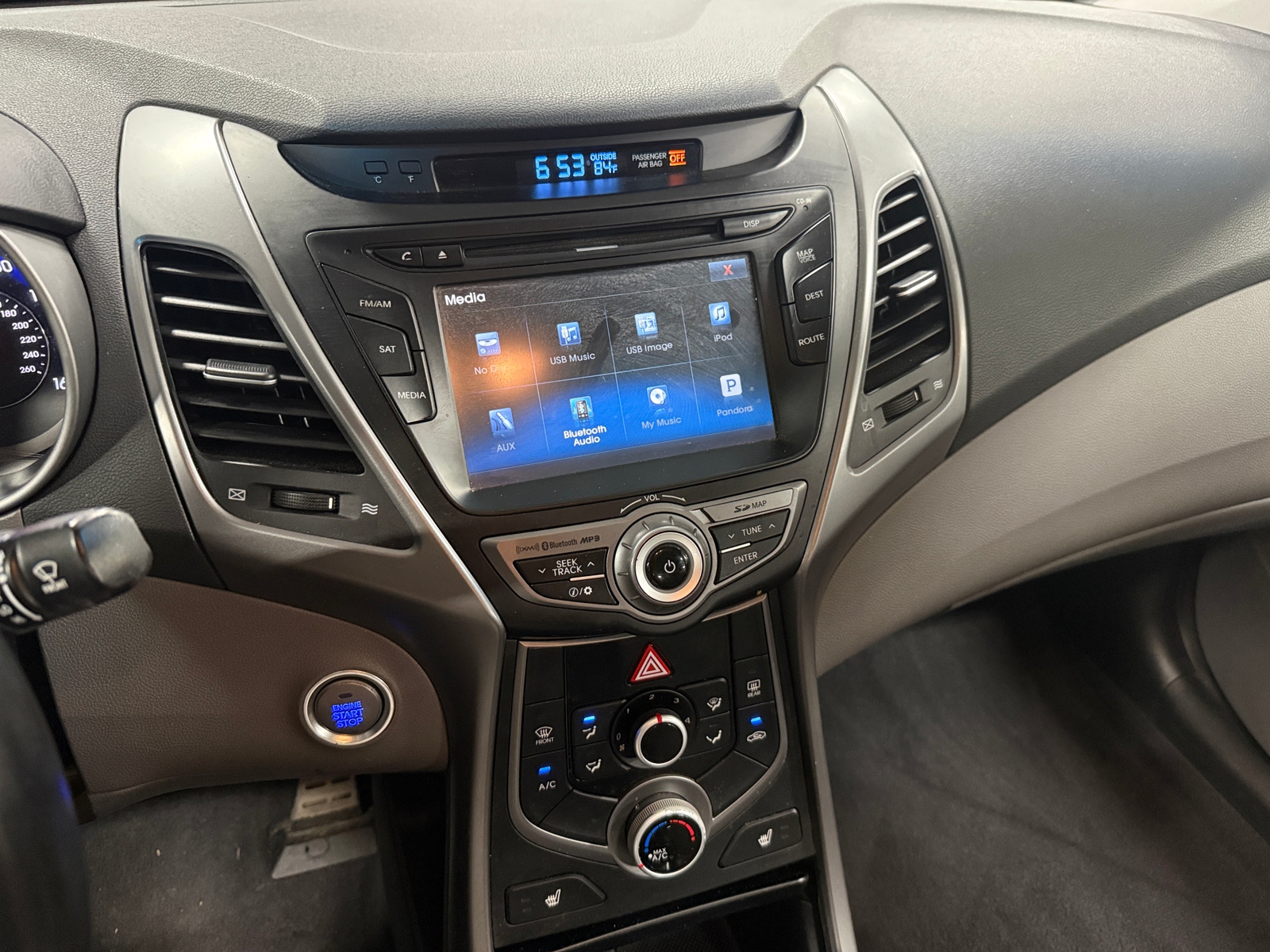 Thumbnail: 2016 Hyundai Elantra - 4