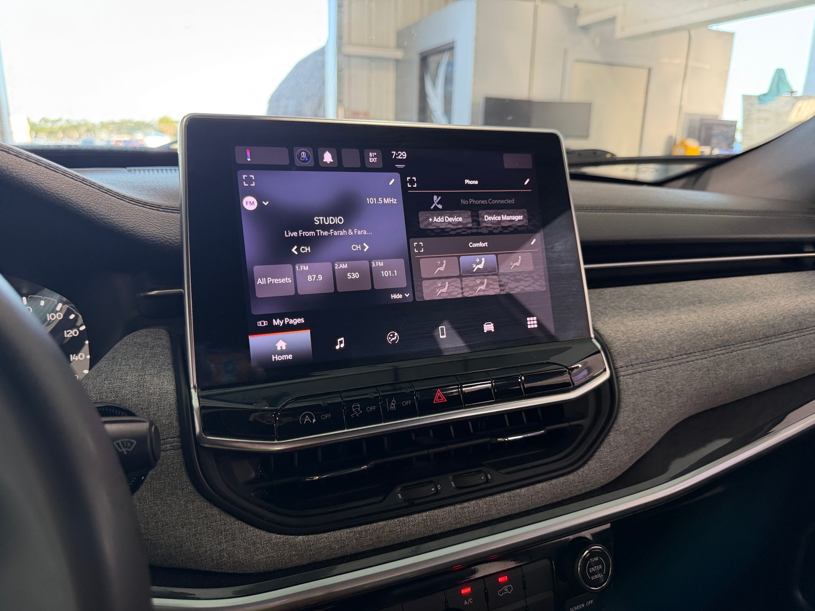 Thumbnail: 2024 Jeep Compass - 4