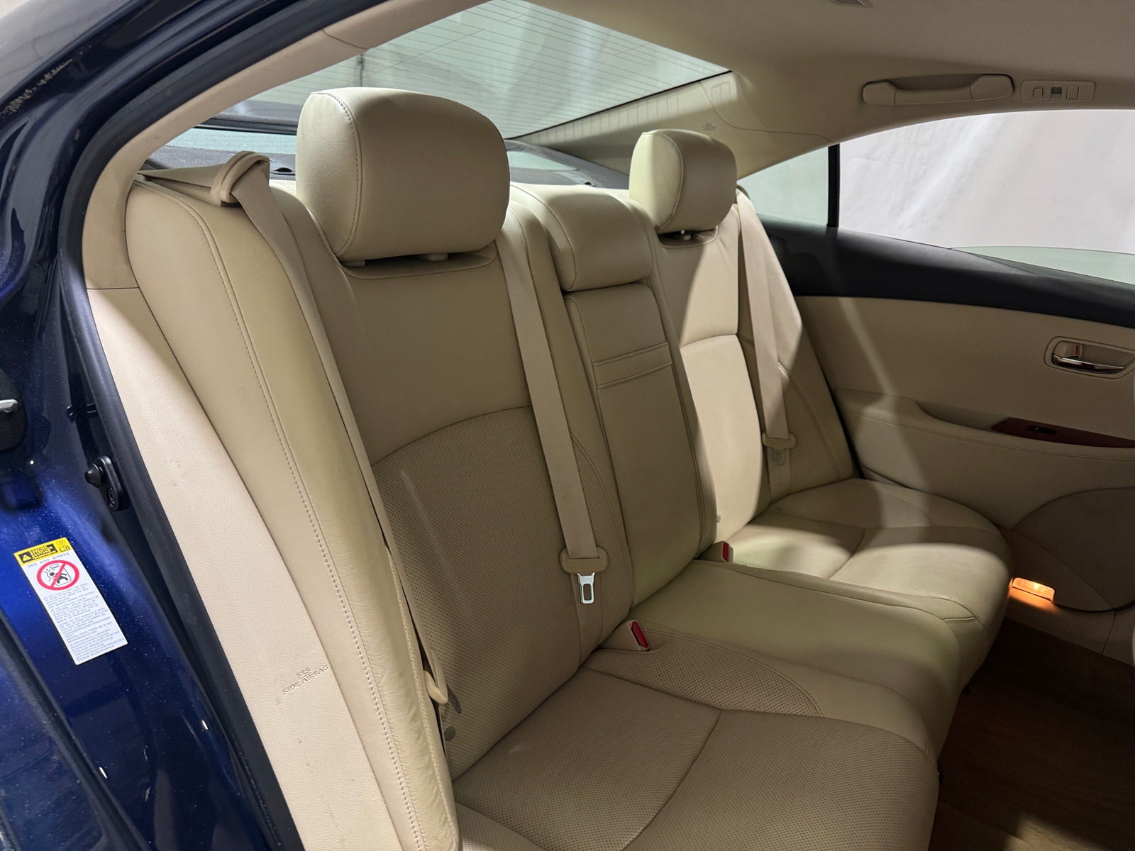 Thumbnail: 2011 Lexus ES - 5
