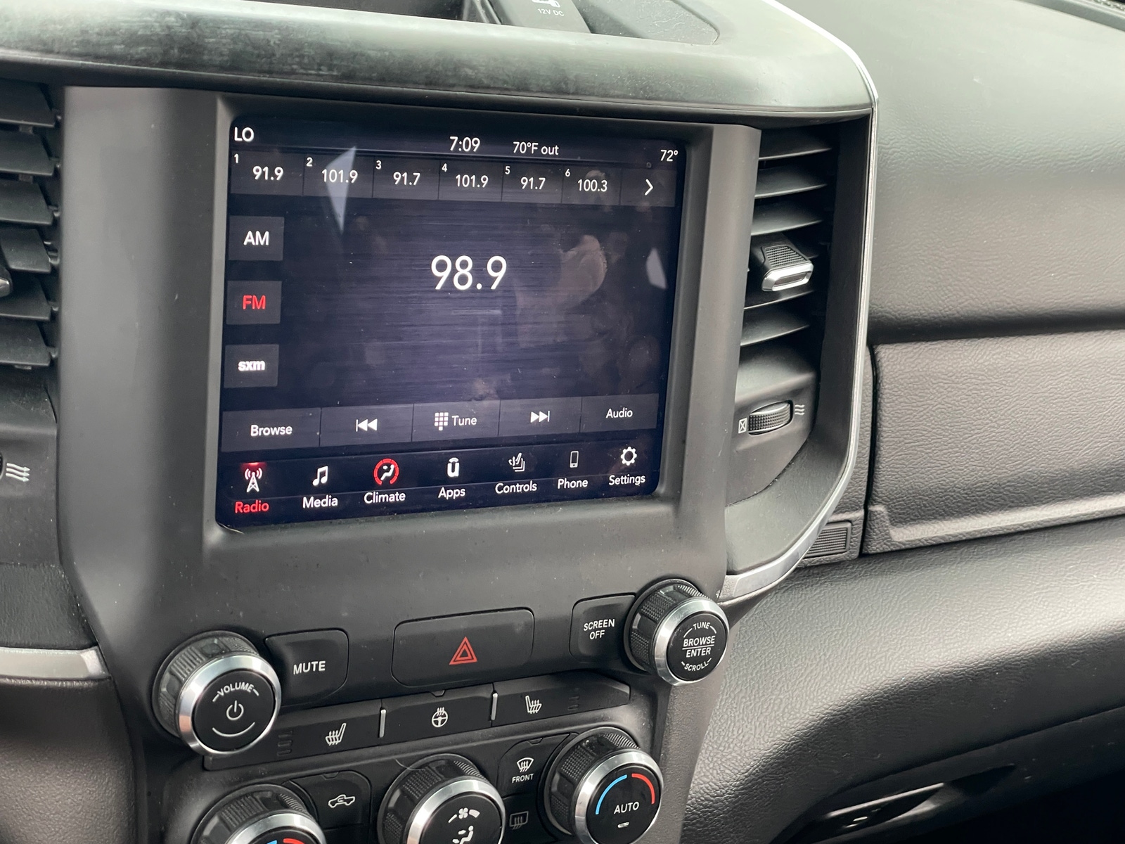 Thumbnail: 2019 RAM 1500 - 4