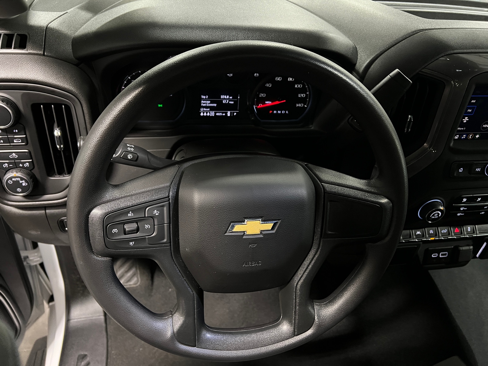Thumbnail: 2025 Chevrolet Silverado 1500 - 5