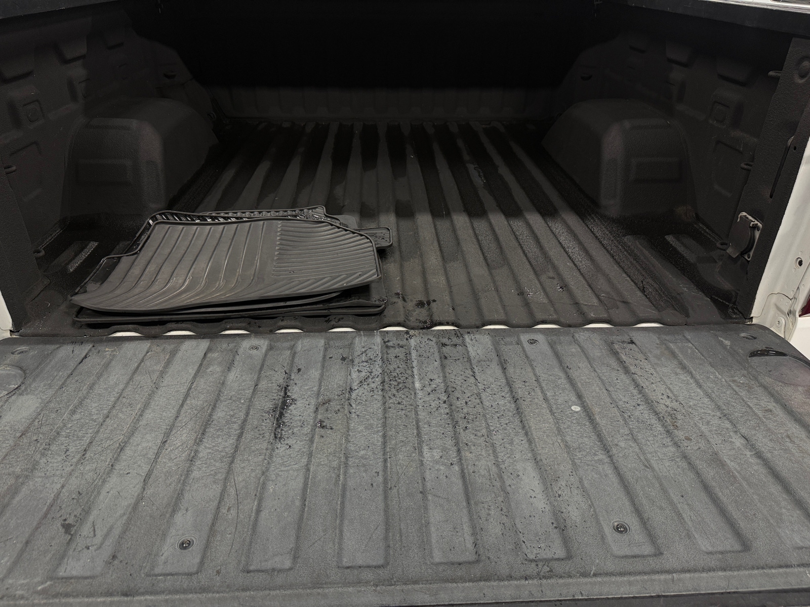 Thumbnail: 2019 Chevrolet Silverado 1500 - 6