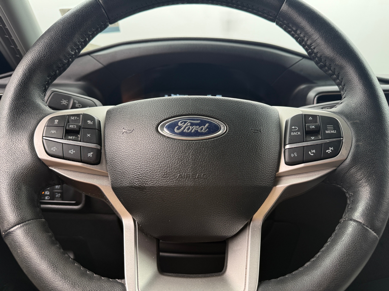 Thumbnail: 2023 Ford Explorer - 4