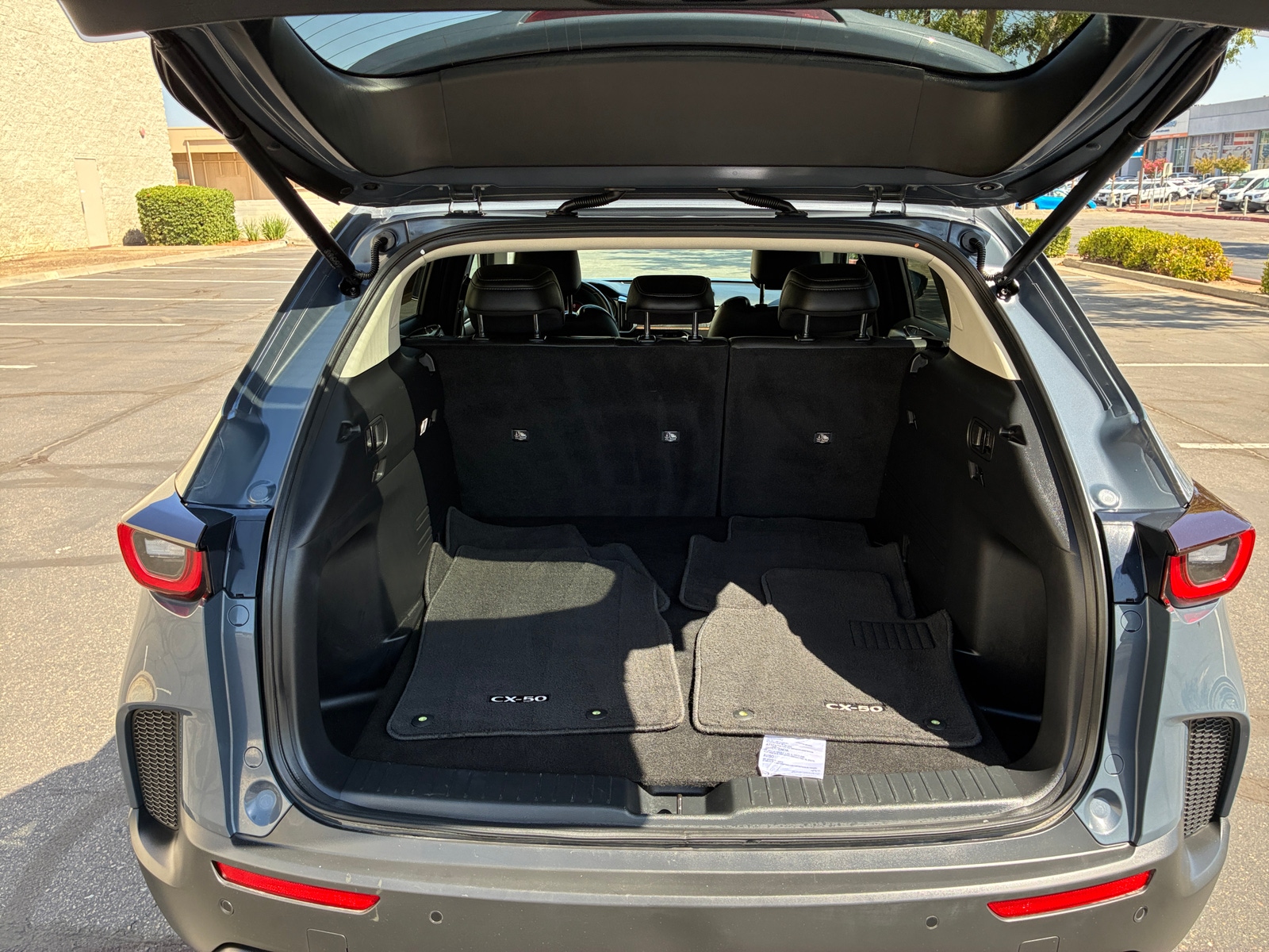 Thumbnail: 2026 Mazda CX-50 - 5