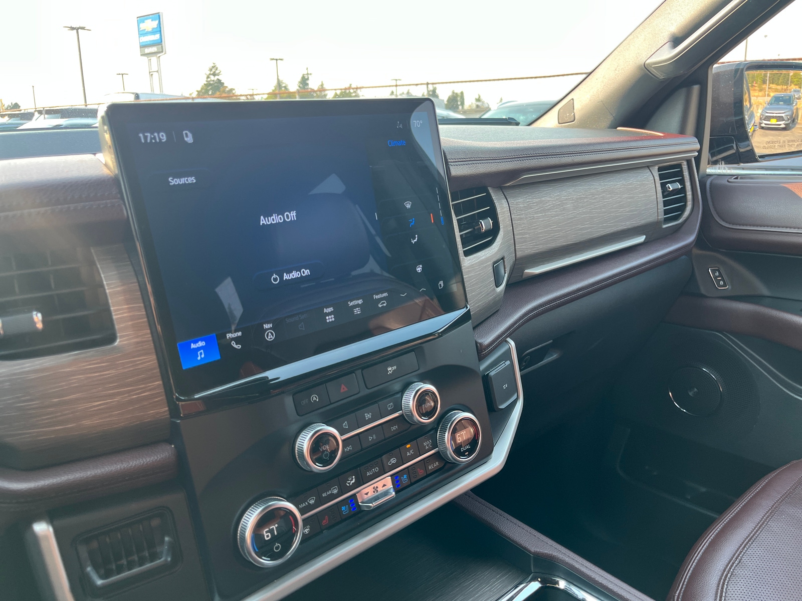 Thumbnail: 2024 Ford Expedition - 3