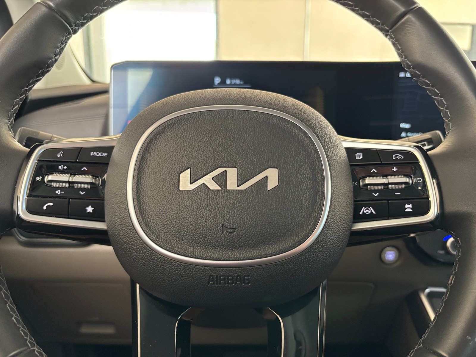 Thumbnail: 2026 Kia Carnival - 4