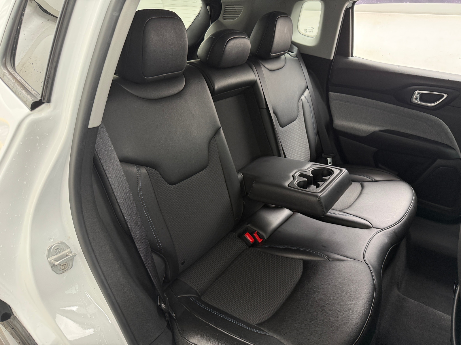 Thumbnail: 2022 Jeep Compass - 6