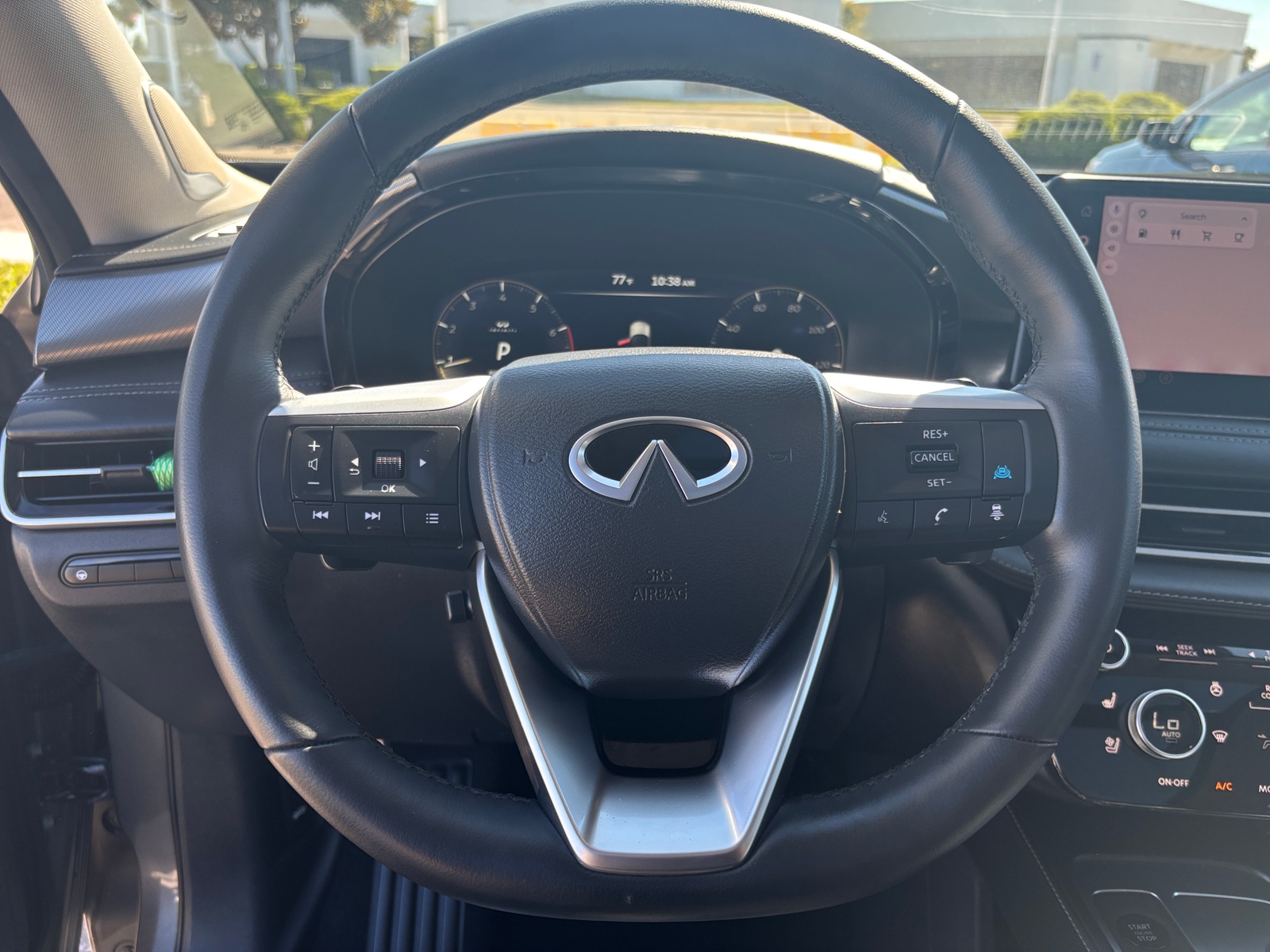 Thumbnail: 2026 INFINITI QX60 - 4