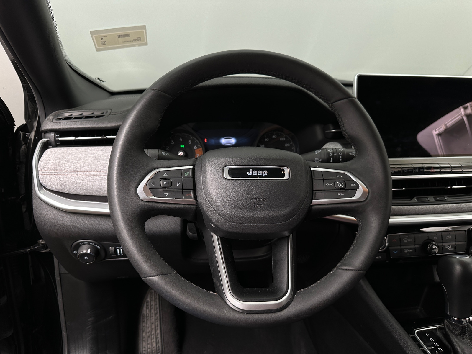 Thumbnail: 2023 Jeep Compass - 4