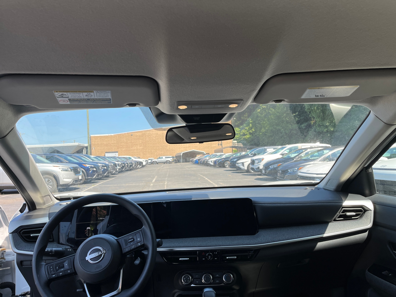 Thumbnail: 2025 Nissan Kicks - 3