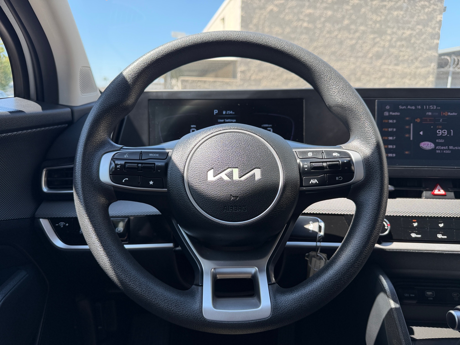 Thumbnail: 2025 Kia Sportage - 5