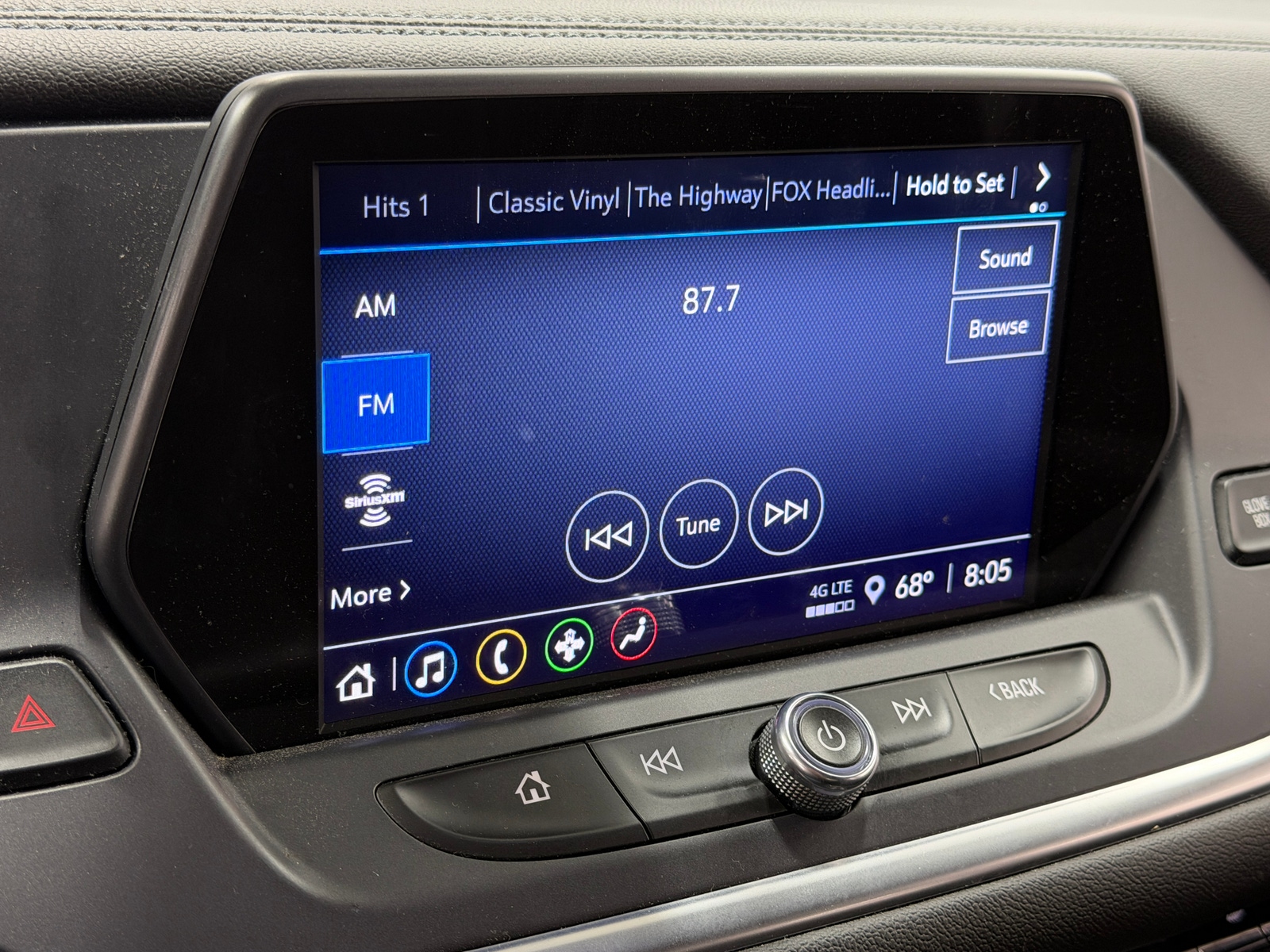 Thumbnail: 2021 Chevrolet Blazer - 4