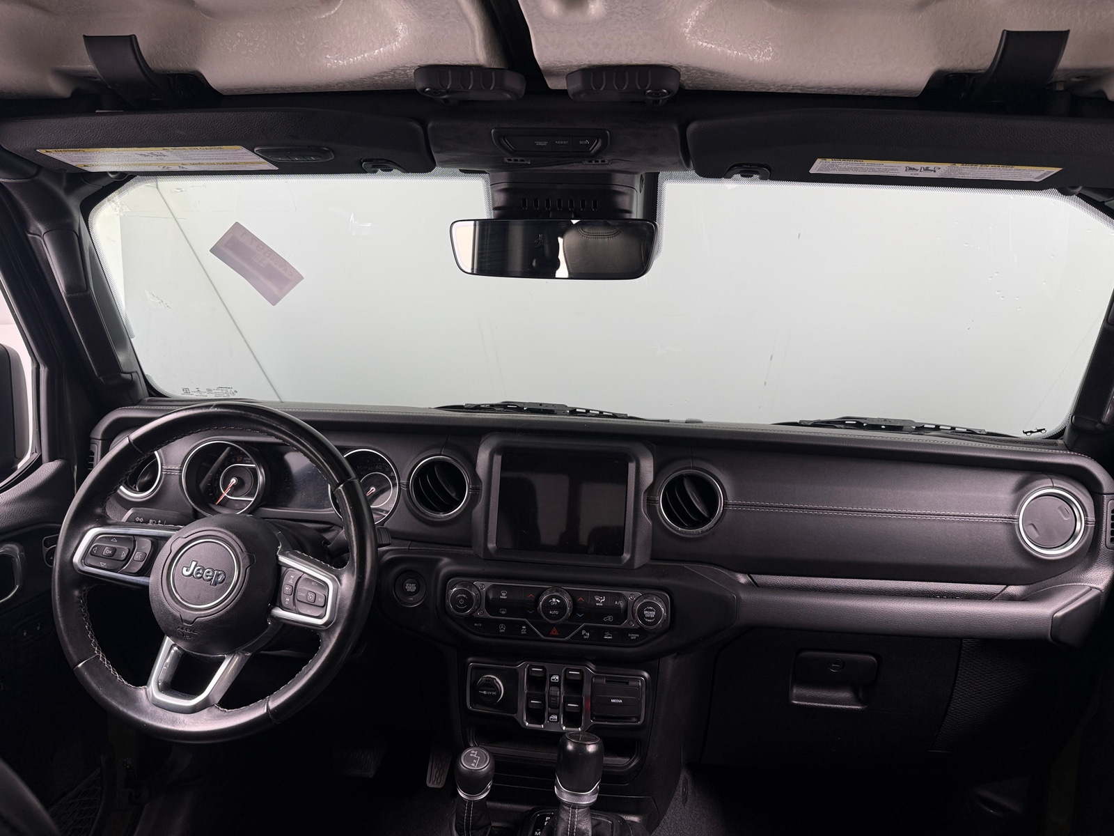 Thumbnail: 2021 Jeep Gladiator - 2