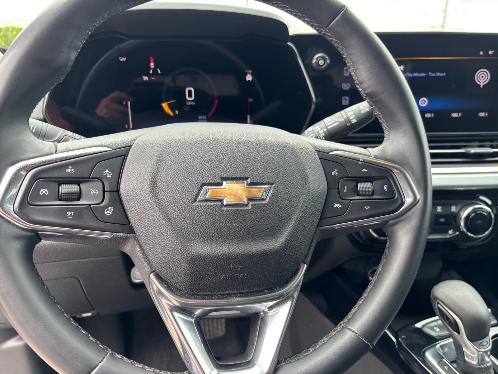 Thumbnail: 2025 Chevrolet Trax - 5