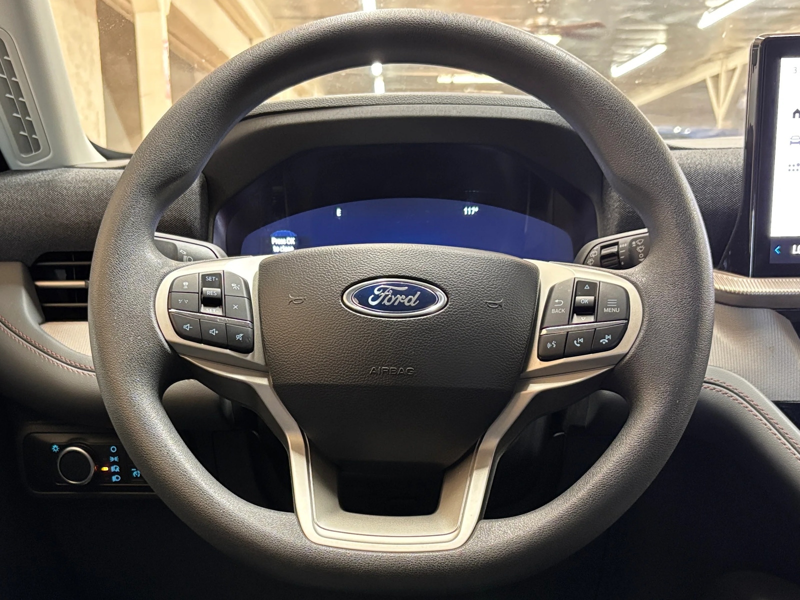 Thumbnail: 2026 Ford Explorer - 5