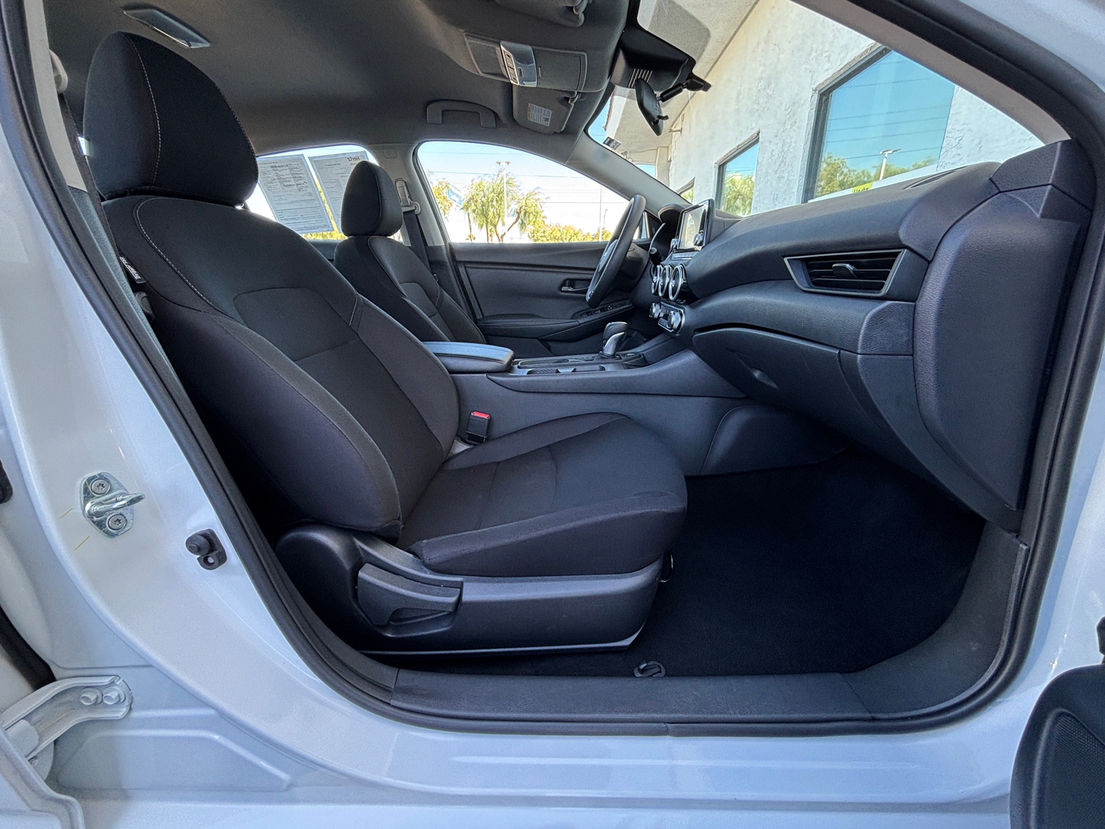 Thumbnail: 2025 Nissan Sentra - 2