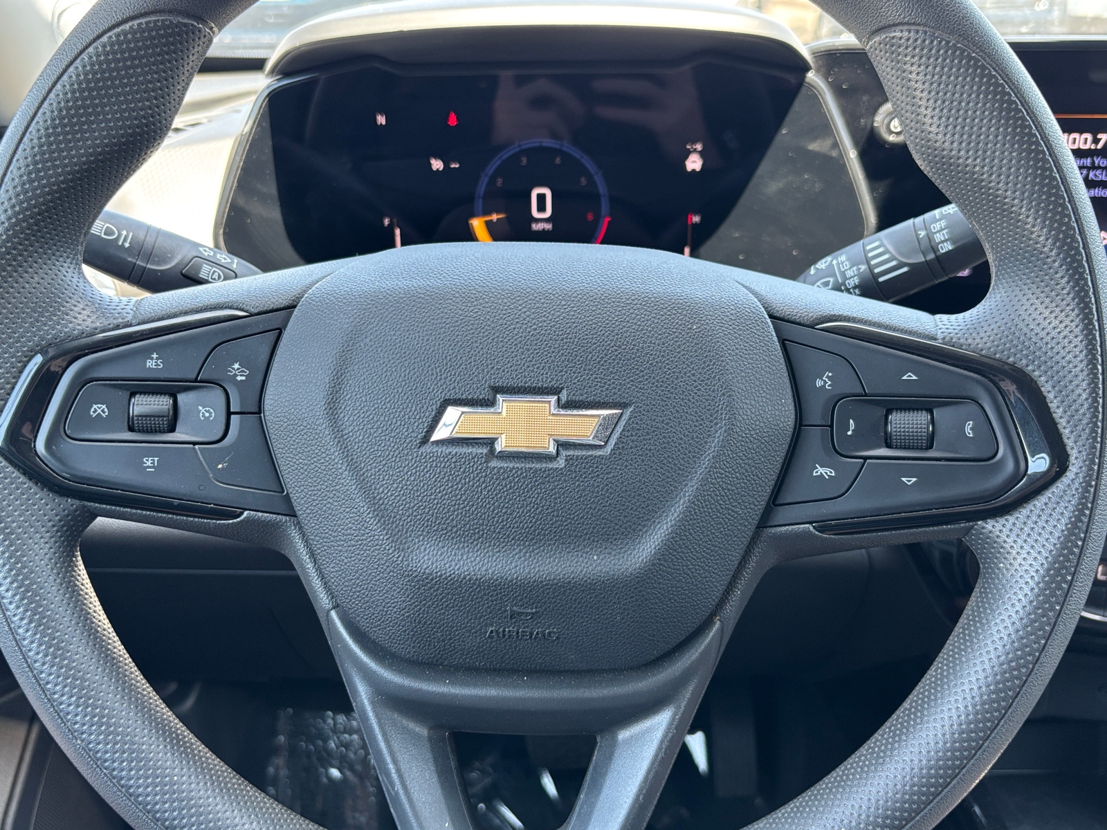 Thumbnail: 2025 Chevrolet Trax - 5
