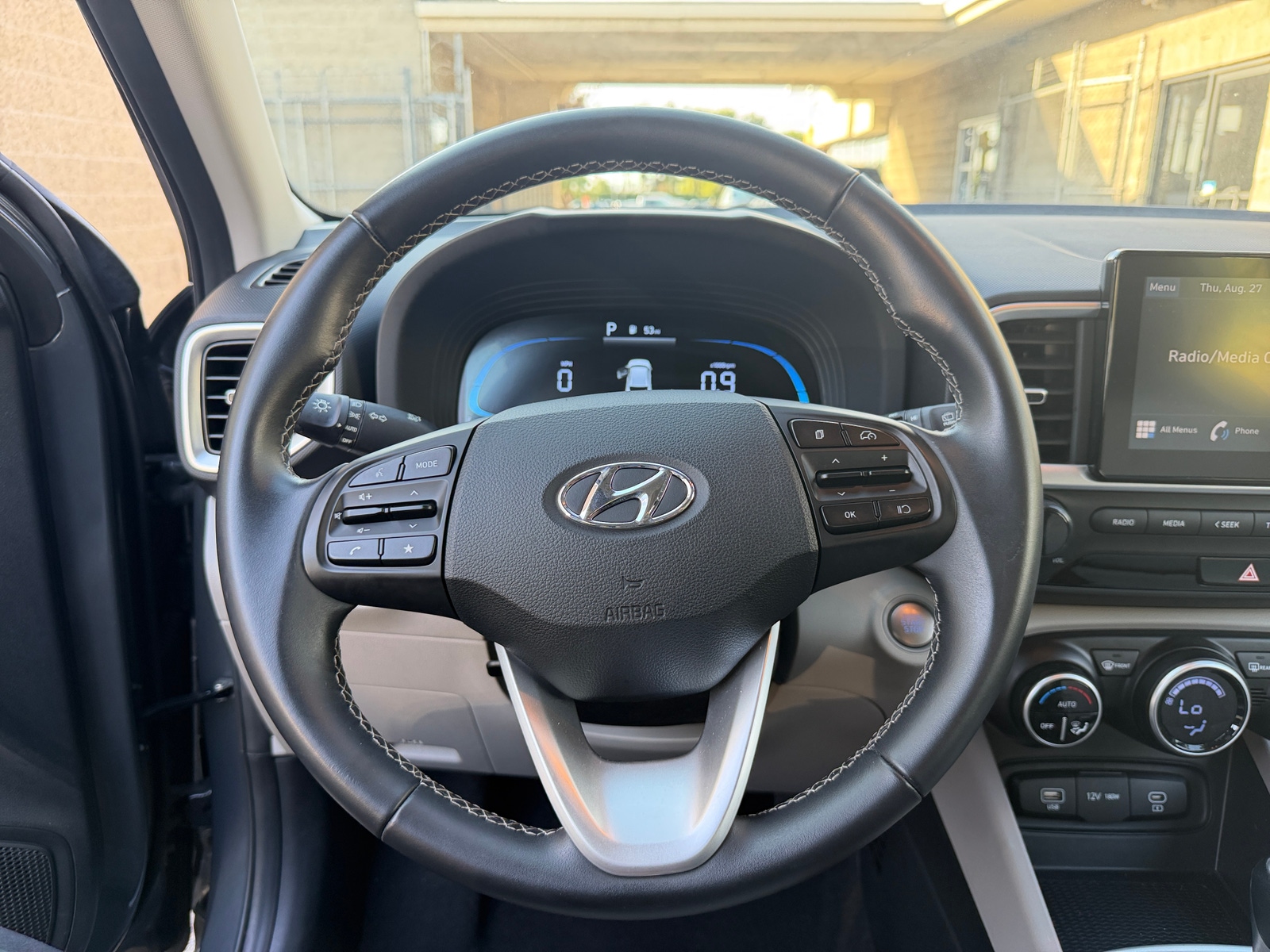 Thumbnail: 2025 Hyundai Venue - 5