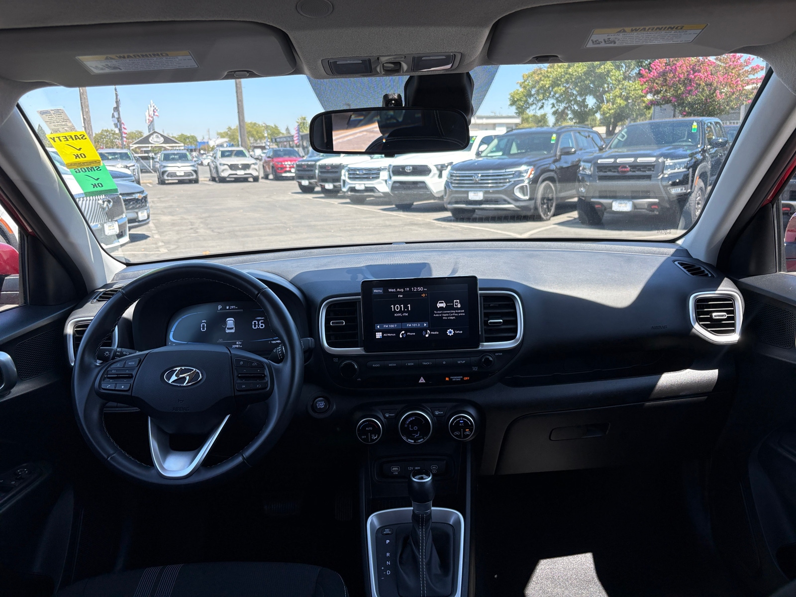 Thumbnail: 2025 Hyundai Venue - 3