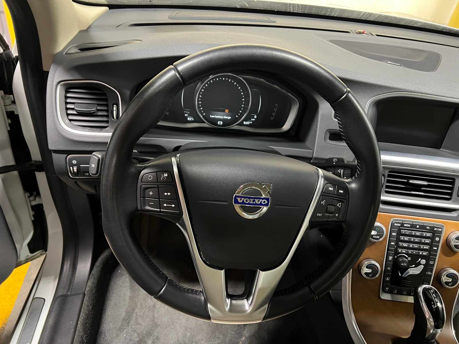 Thumbnail: 2017 Volvo S60 - 4