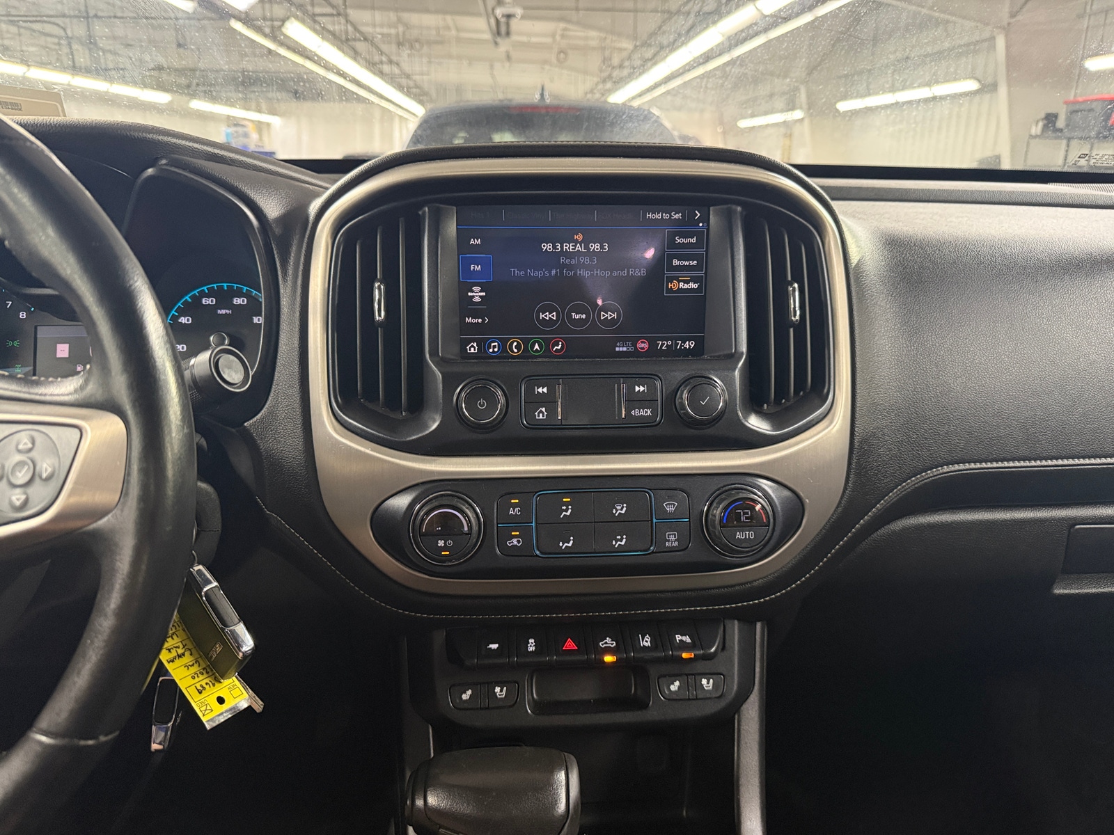 Thumbnail: 2020 GMC Canyon - 3