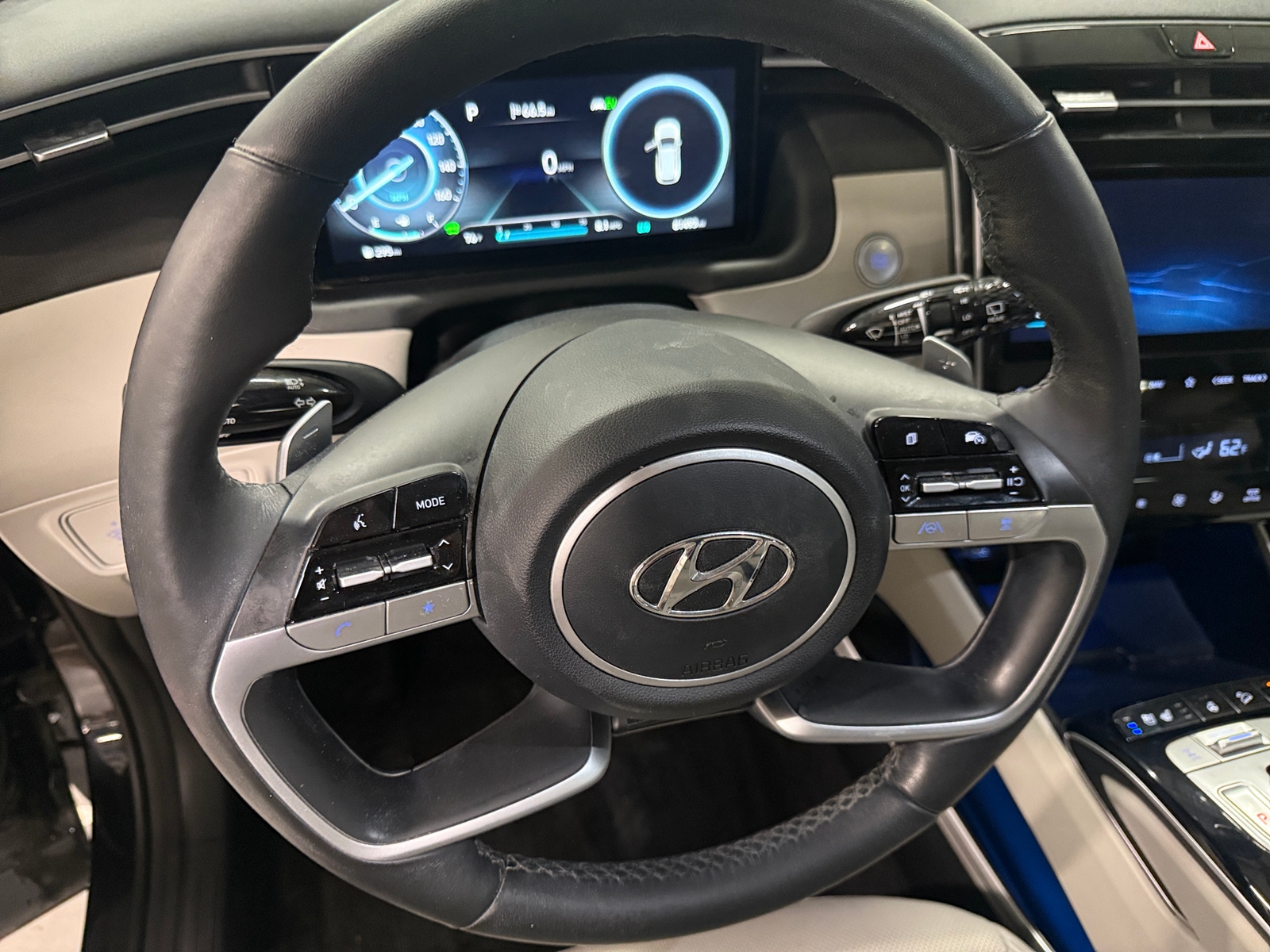 Thumbnail: 2022 Hyundai Tucson - 4