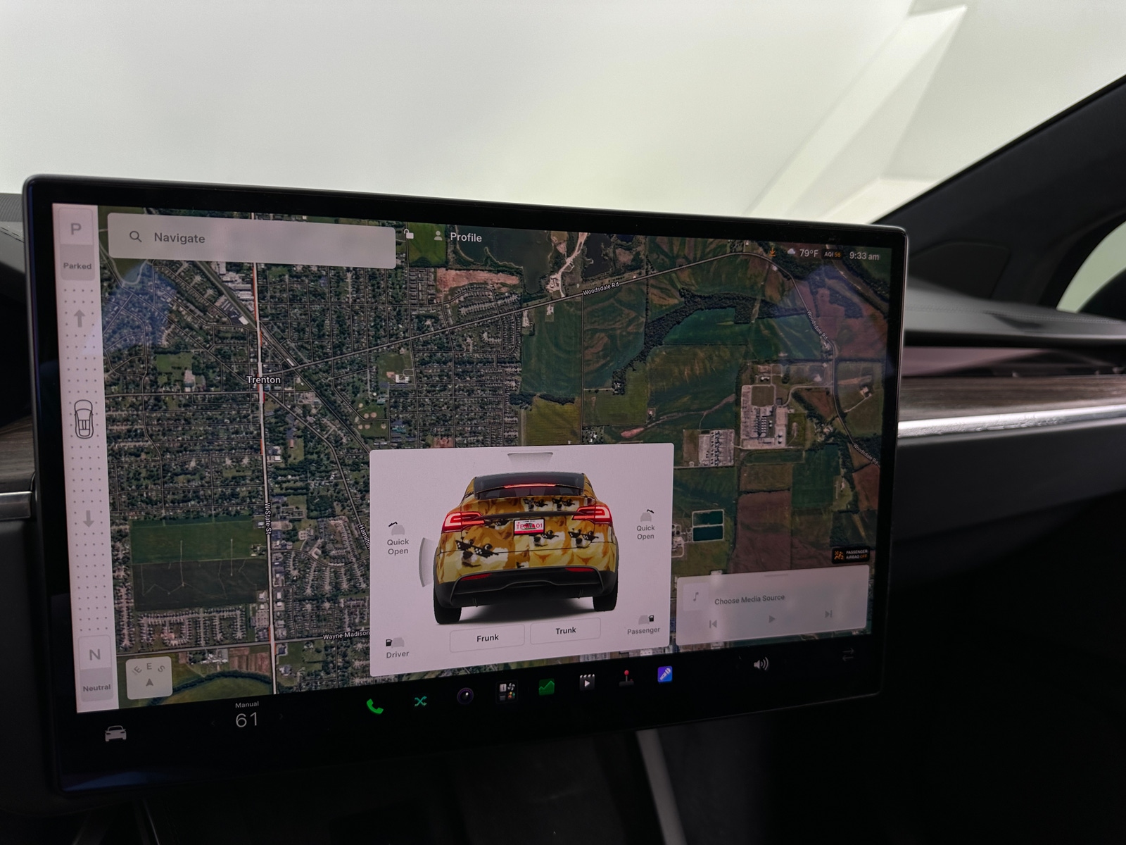 Thumbnail: 2022 Tesla Model X - 3