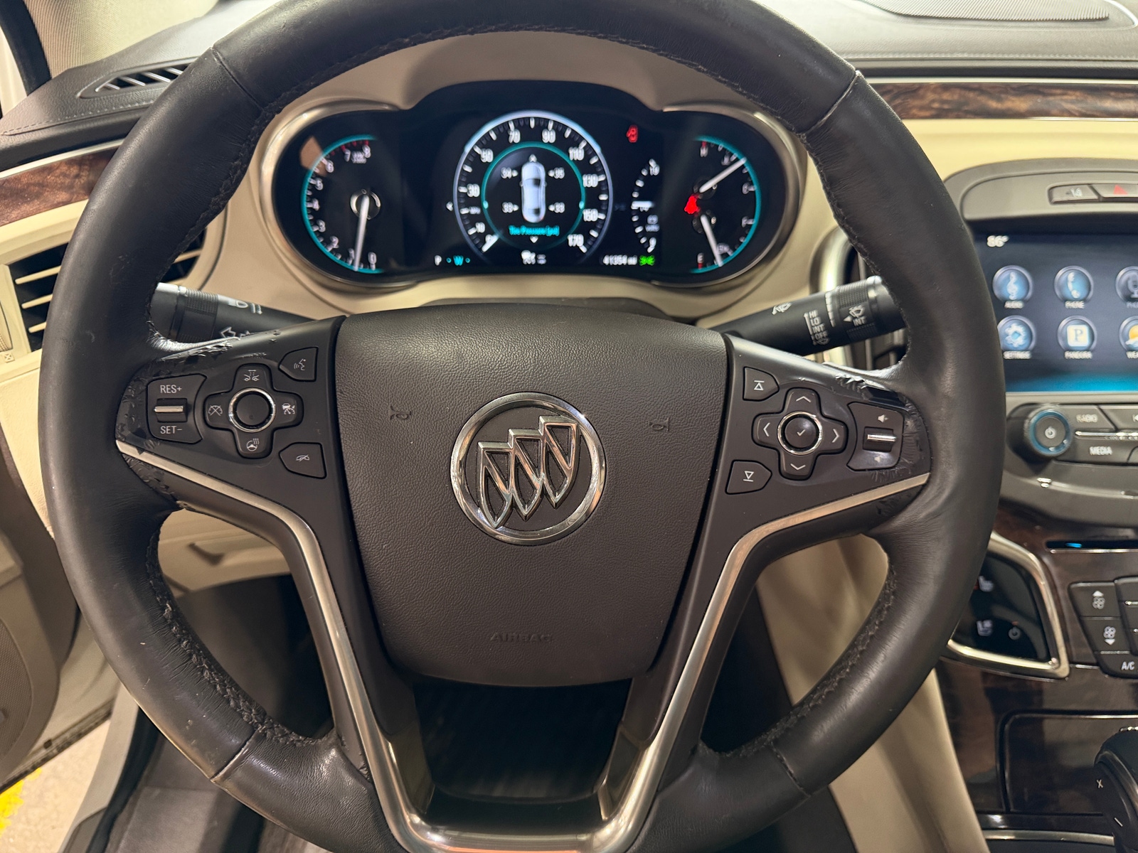 Thumbnail: 2014 Buick LaCrosse - 4