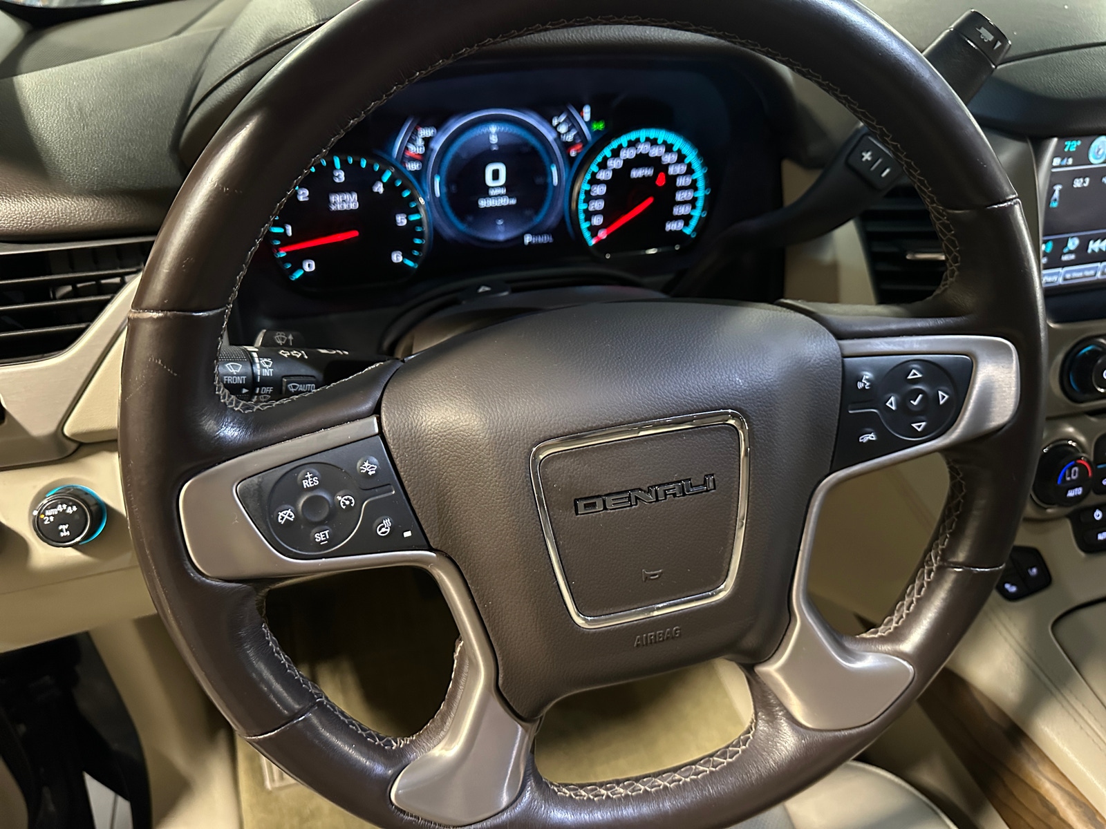 Thumbnail: 2018 GMC Yukon - 4