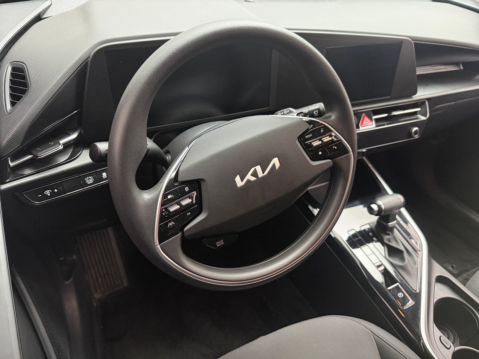 Thumbnail: 2025 Kia Niro - 5