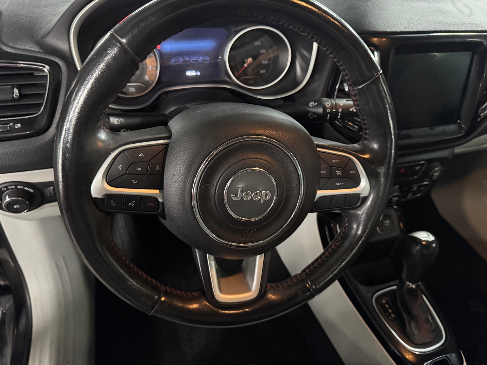 Thumbnail: 2020 Jeep Compass - 4