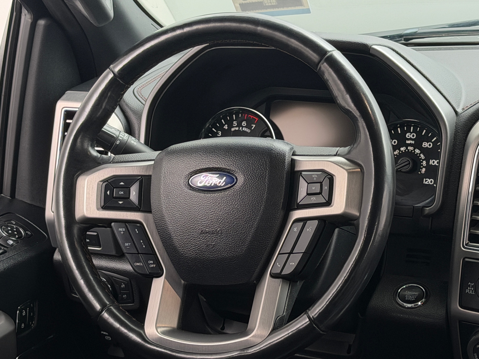 Thumbnail: 2019 Ford Econoline - 4