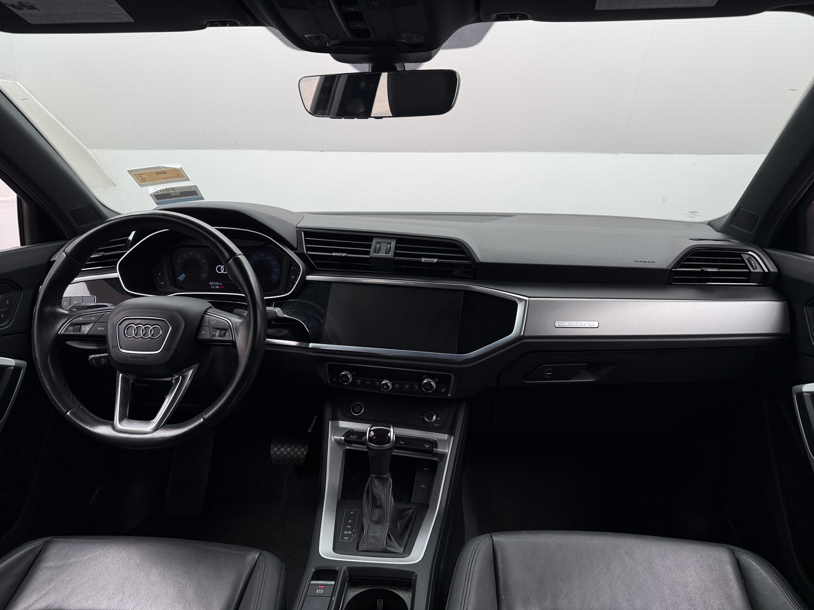 Thumbnail: 2024 Audi Q3 - 3