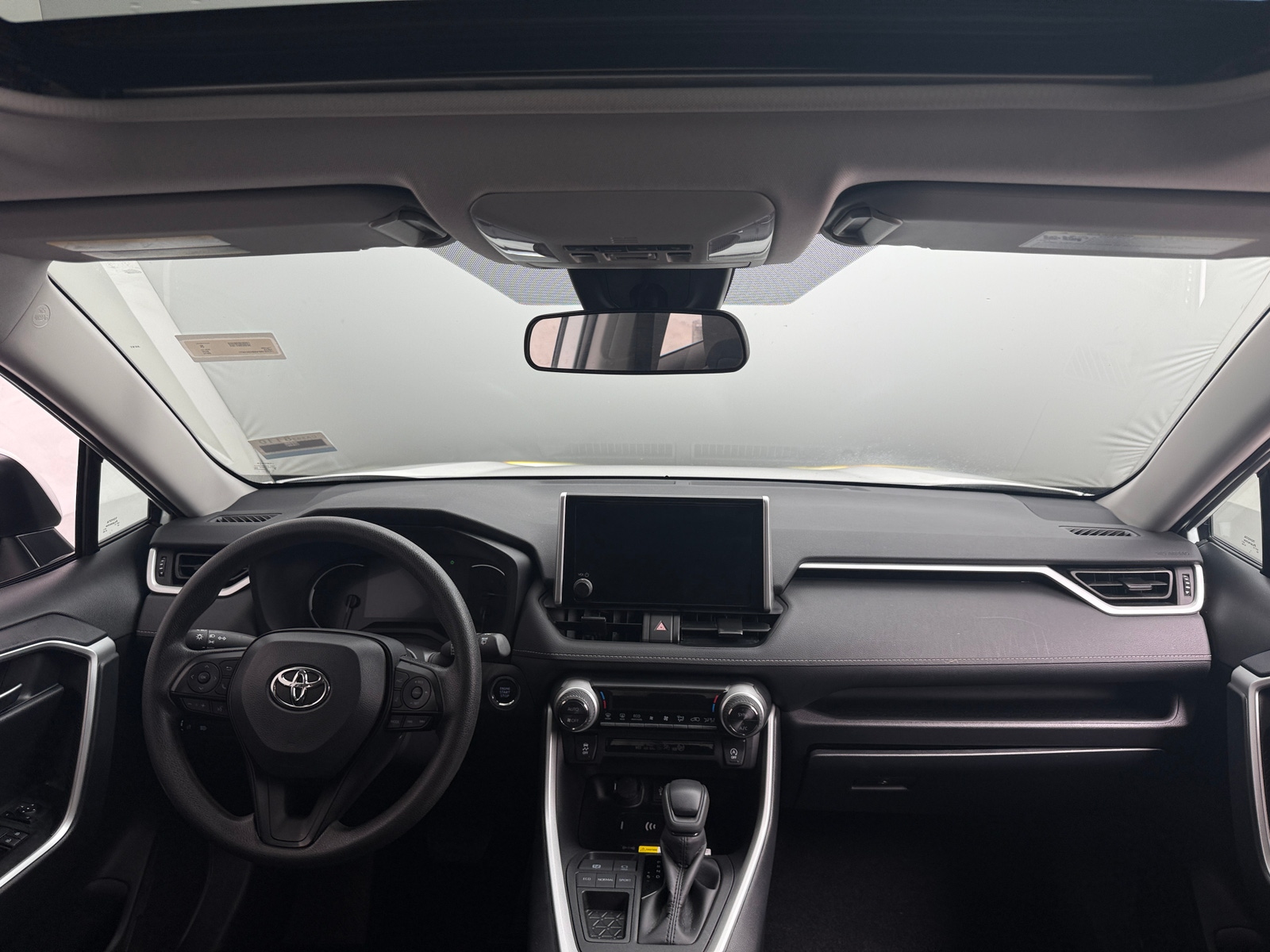 Thumbnail: 2025 Toyota RAV4 - 3