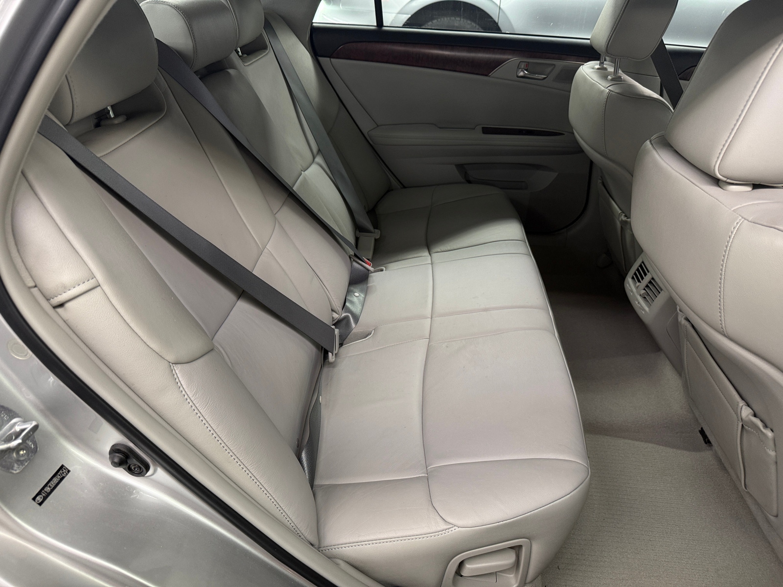 Thumbnail: 2011 Toyota Avalon - 6