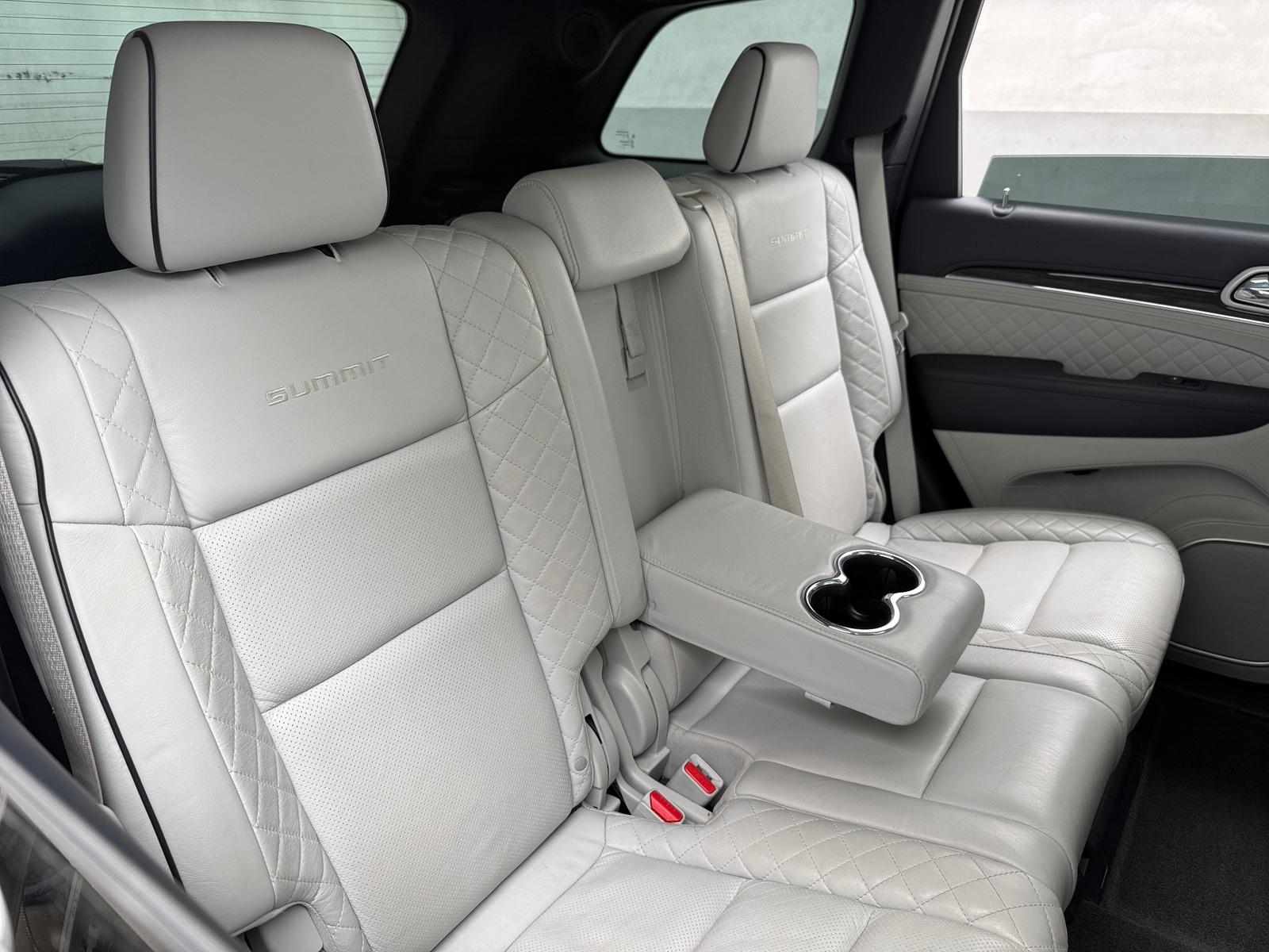 Thumbnail: 2020 Jeep Grand Cherokee - 5