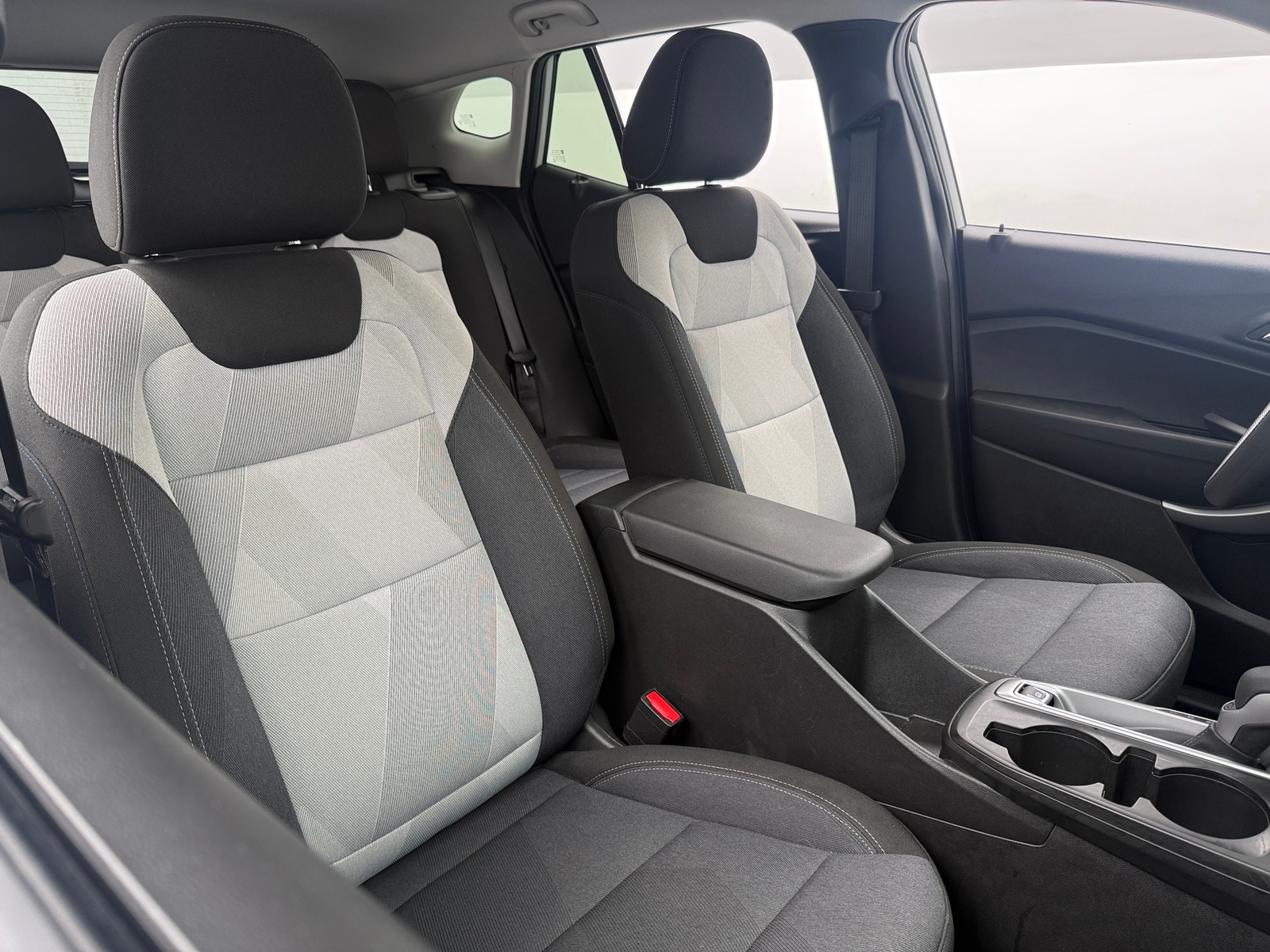 Thumbnail: 2026 Chevrolet Trax - 2