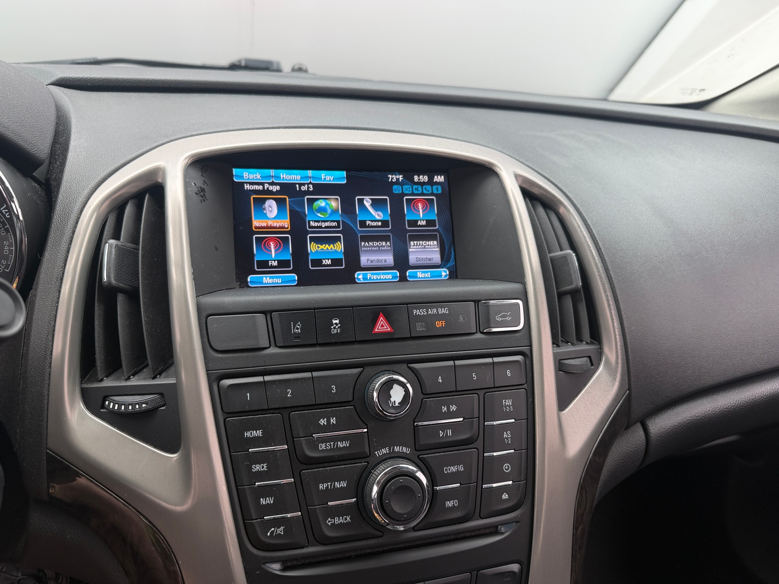 Thumbnail: 2016 Buick Verano - 3