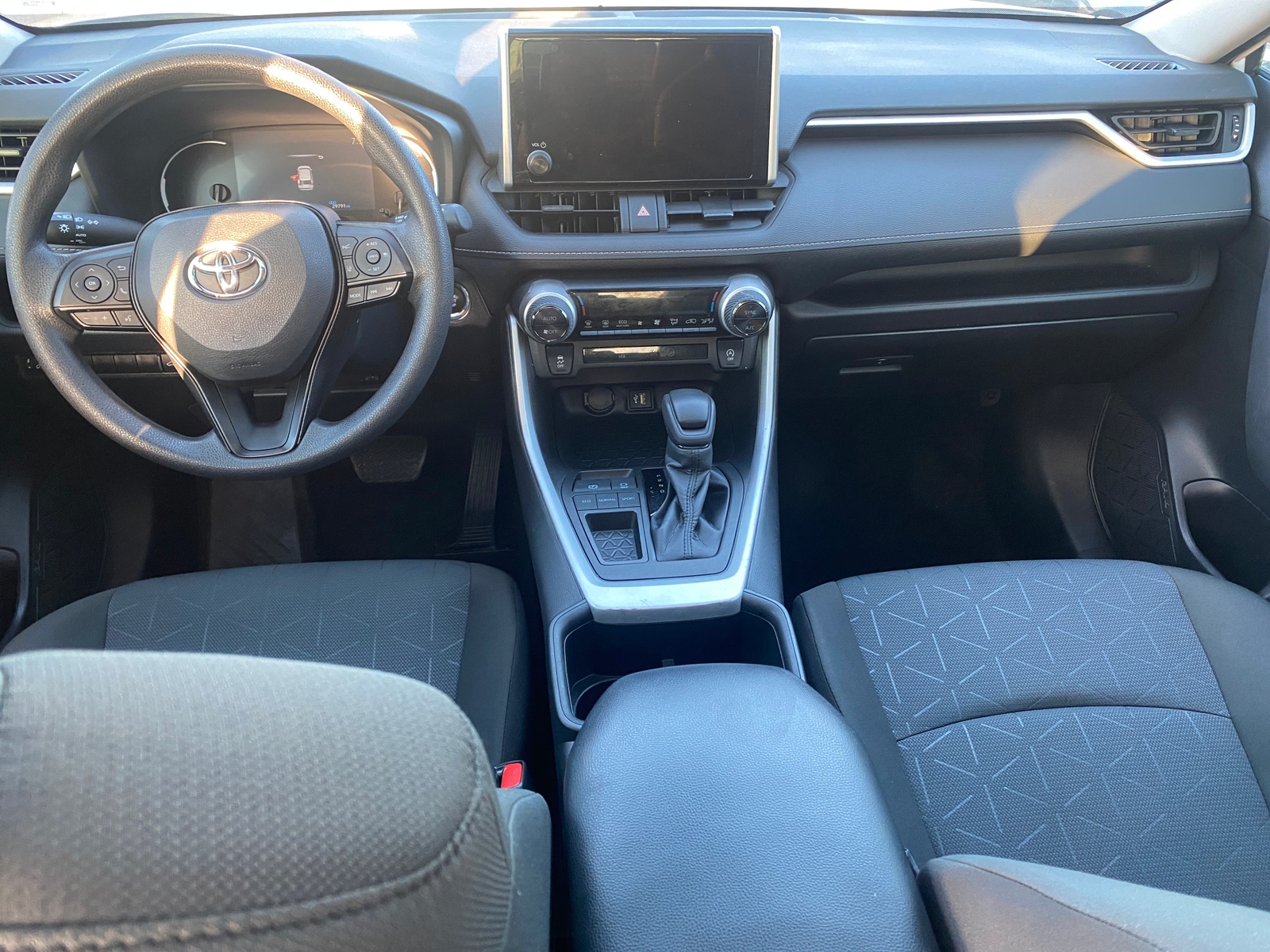 Thumbnail: 2023 Toyota RAV4 - 3
