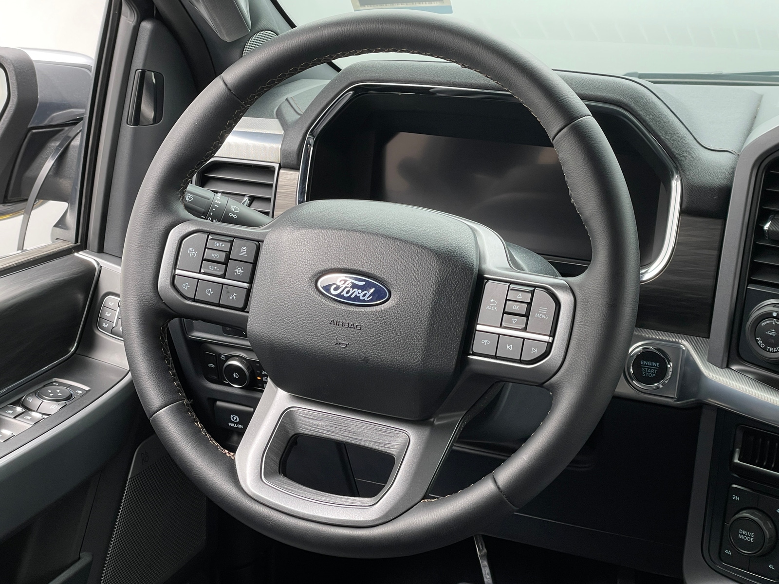 Thumbnail: 2025 Ford Econoline - 4