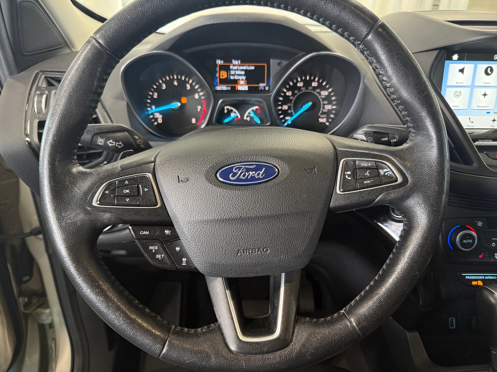 Thumbnail: 2018 Ford Escape - 4