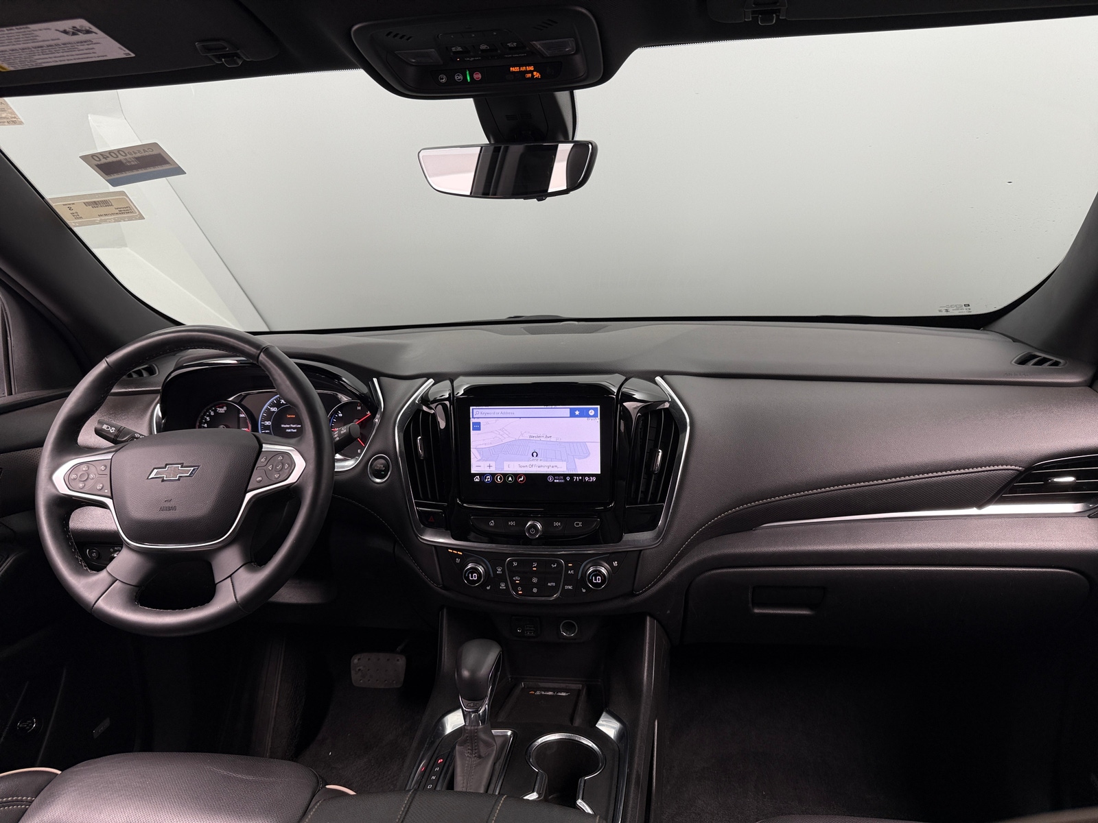 Thumbnail: 2023 Chevrolet Traverse - 2