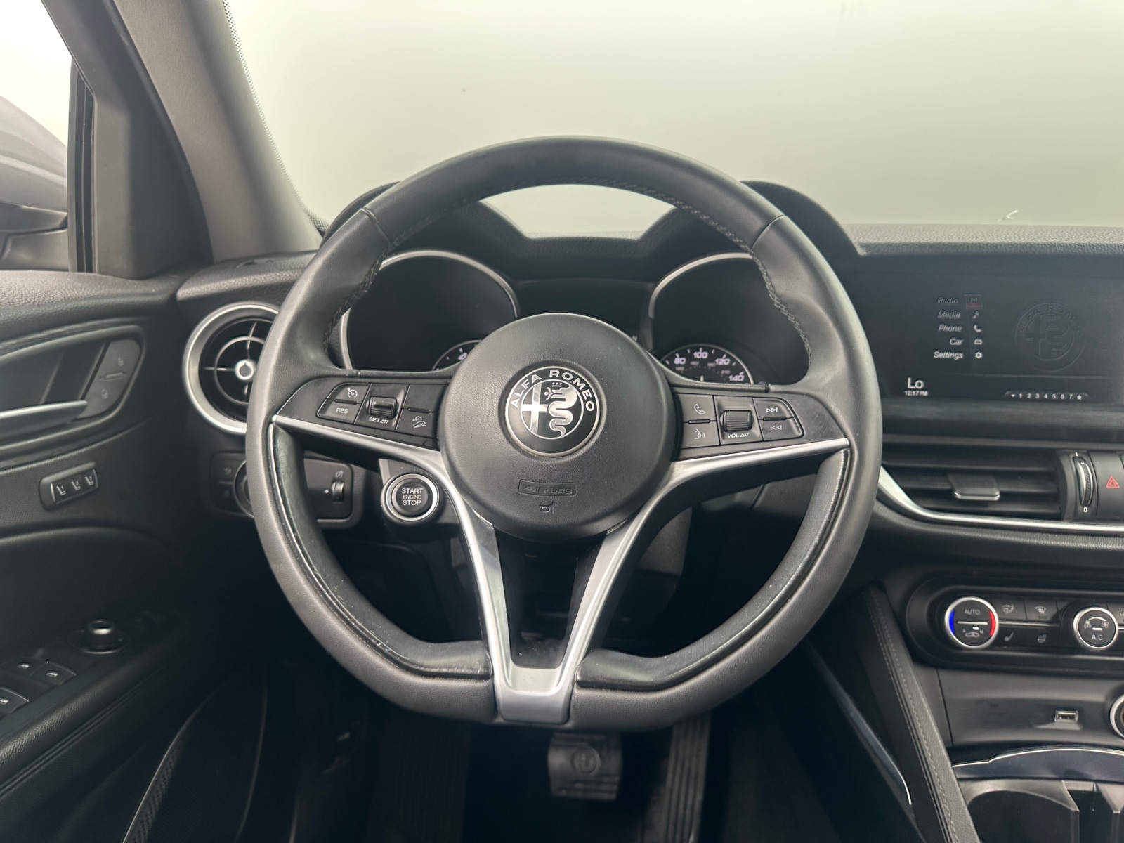 Thumbnail: 2019 Alfa Romeo Stelvio - 4