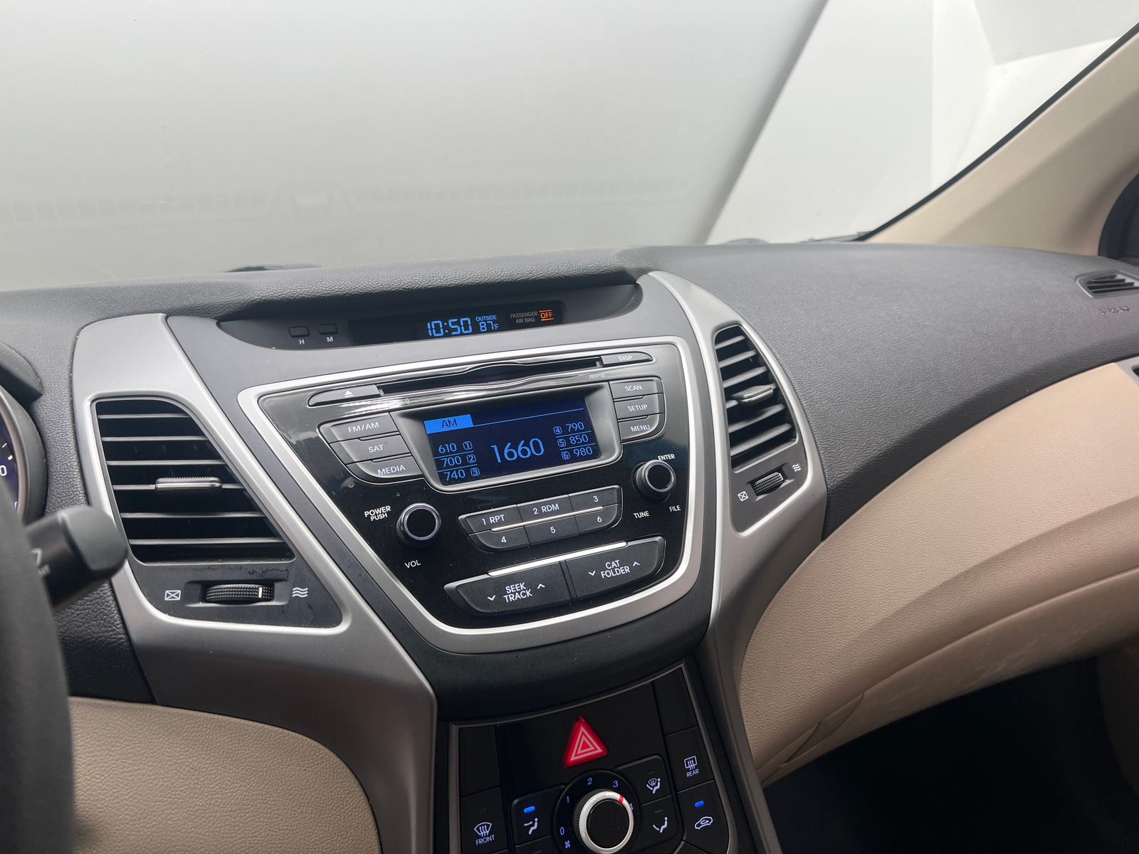 Thumbnail: 2016 Hyundai Elantra - 4