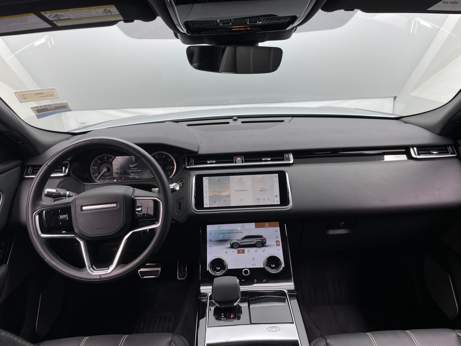 Thumbnail: 2023 Land Rover Range Rover Velar - 2