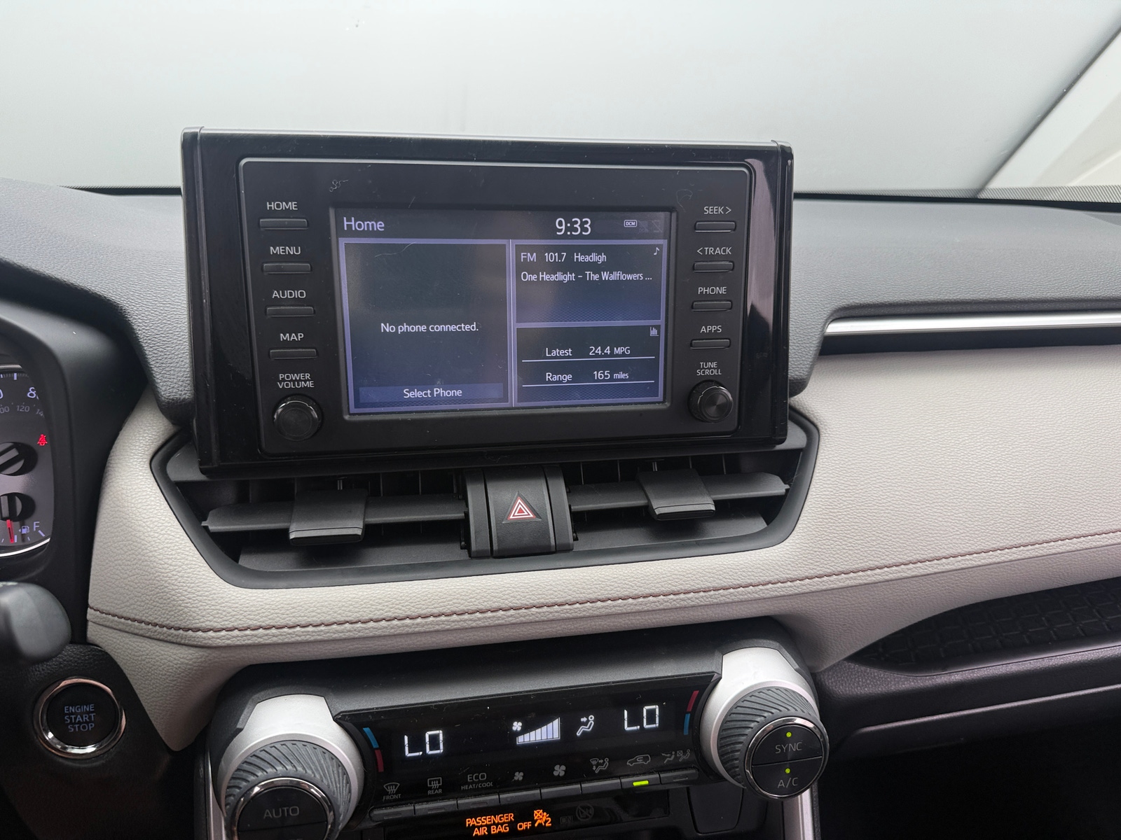 Thumbnail: 2019 Toyota RAV4 - 4