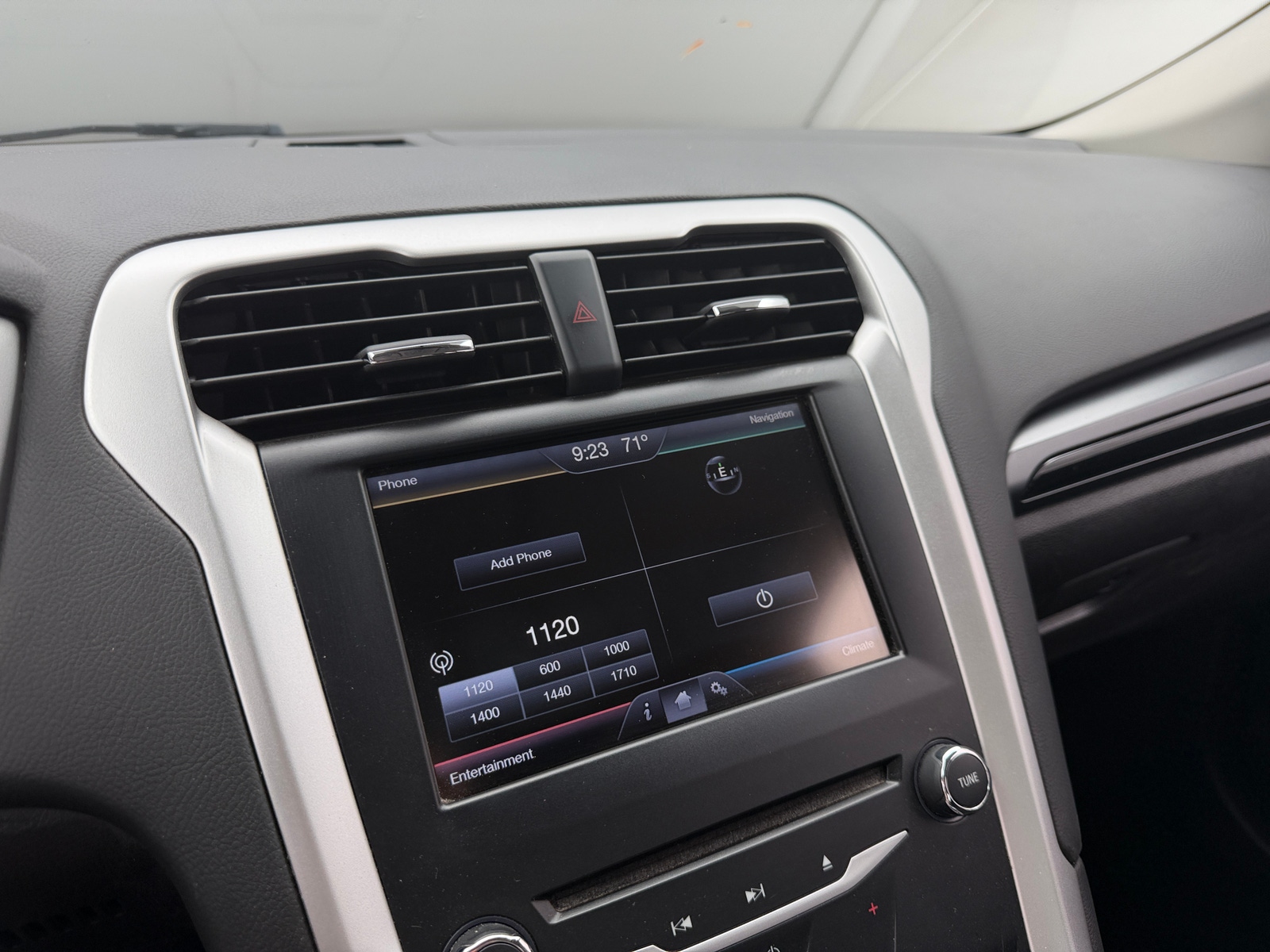 Thumbnail: 2014 Ford Fusion - 4
