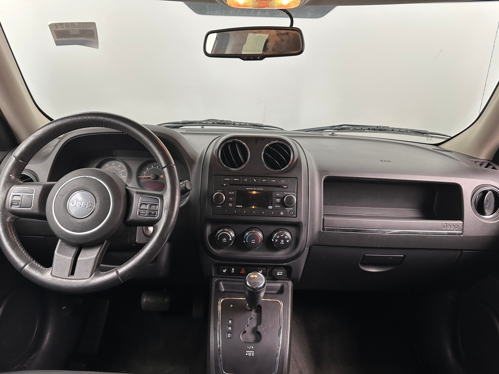 Thumbnail: 2017 Jeep Patriot - 3