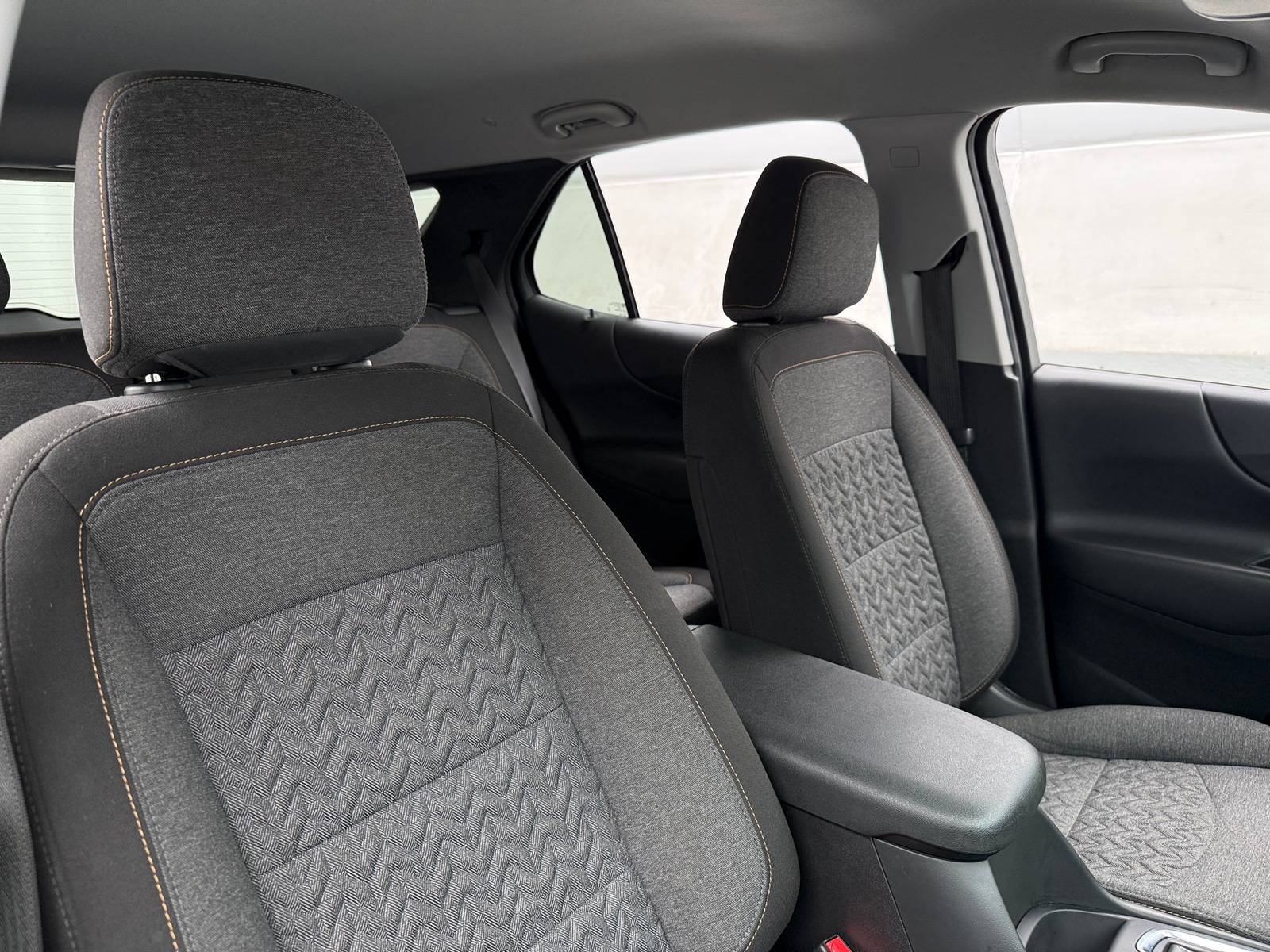 Thumbnail: 2022 Chevrolet Equinox - 2