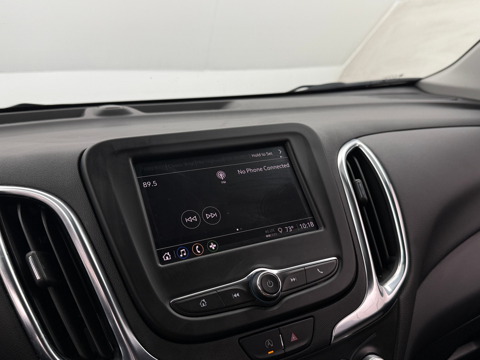 Thumbnail: 2022 Chevrolet Equinox - 4